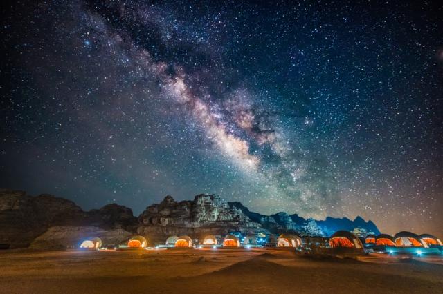 Poznávací zájezd-Jordánsko-Wadi Rum-noční obloha