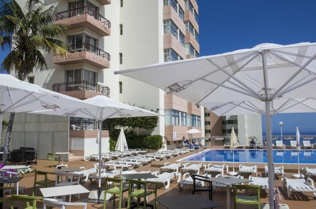 Madeira-pobyt u moře-hotel Dorisol hotels-venkovní bazén