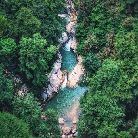 Gruzie-poznávací zájezd-kaňon Martvili-Photo by Velodi Tsaguria