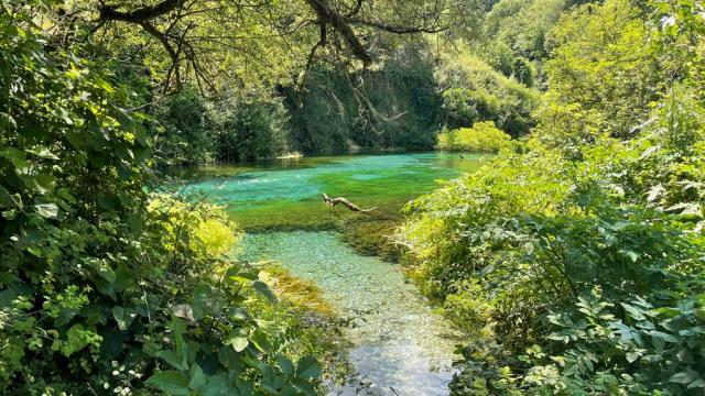 Turistika-Albánie-Pěšky neokoukaným jihem-modre oko 2-autor fot