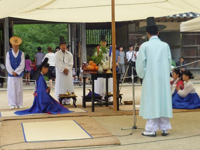 Yongin, Korean Folk Village - představení svatby