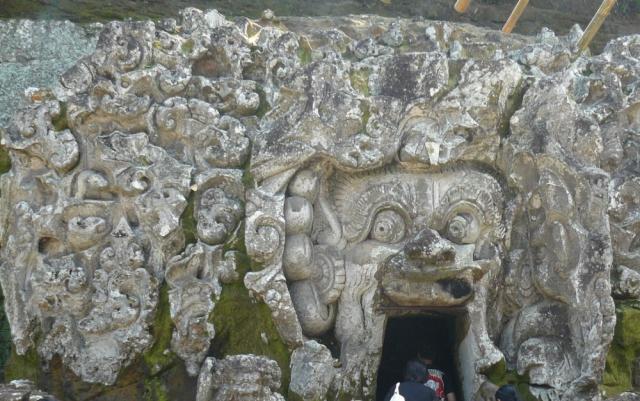 Bali, jeskyně Goa Gajah