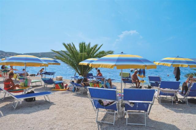 dovolenka-Chorvatsko-Trogir-apartmany-Medena-plaz.JPG
