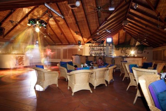 Royal Island Resort & Spa
