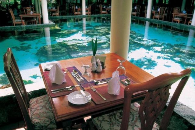 Royal Island Resort & Spa