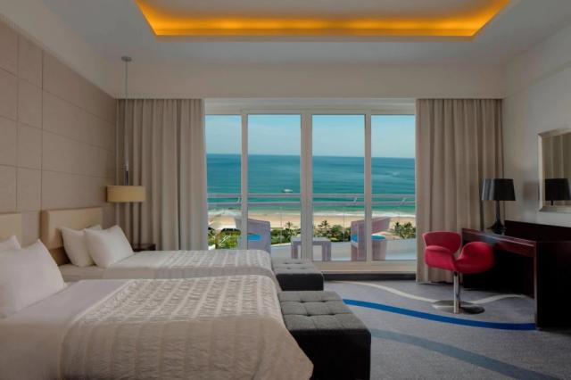 Le Meridien Al Aqah Beach Resort