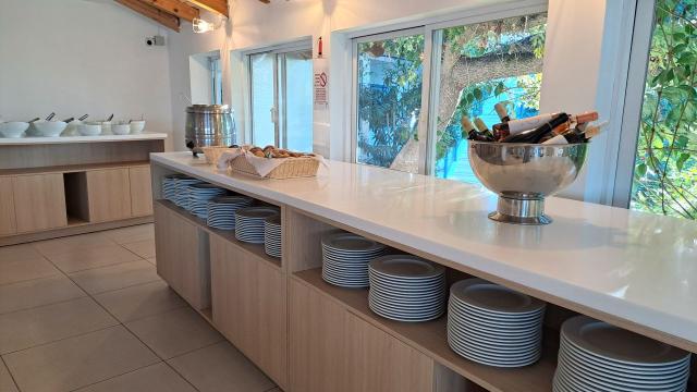 RESTAURACE 3