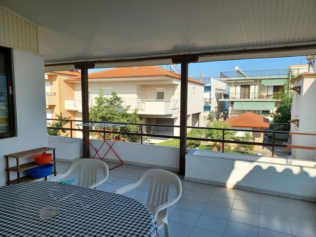 vila-dimitris-balkon2-patro