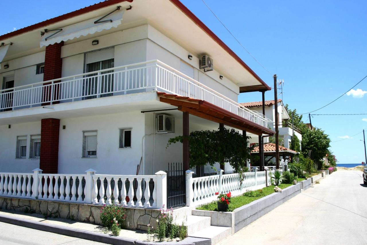 nea-vrasna-vila-voula-recko-1