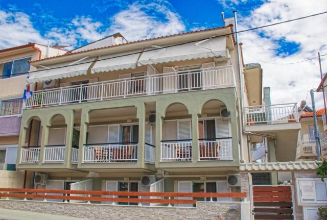 sarti-chalkidiki-vila-pirofani-1