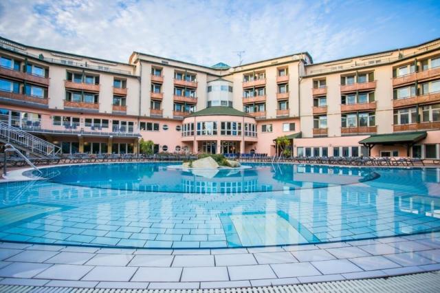 Lotus Therme Hotel & Spa   (22)