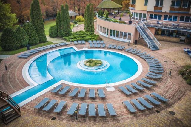 Lotus Therme Hotel & Spa   (21)