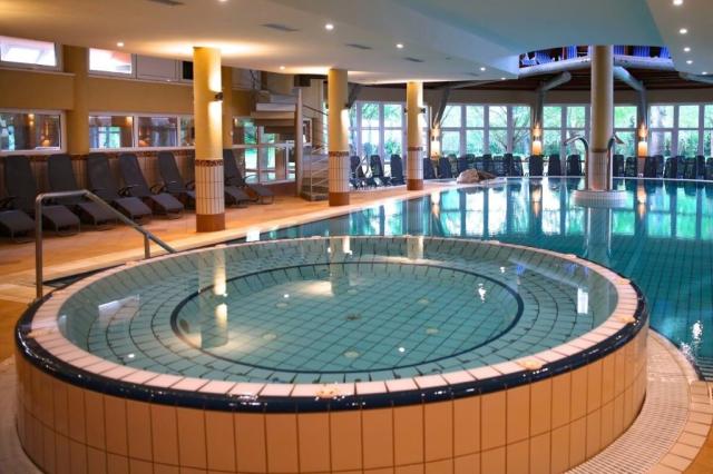 Lotus Therme Hotel & Spa   (38)