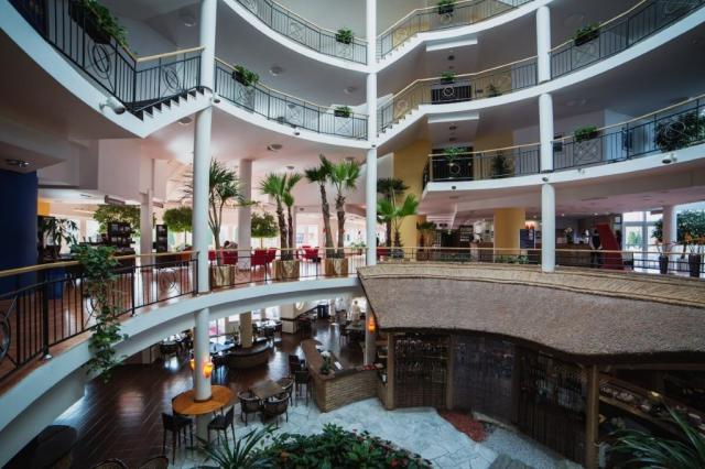 Lotus Therme Hotel & Spa   (37)