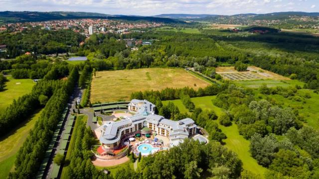Lotus Therme Hotel & Spa   (2)