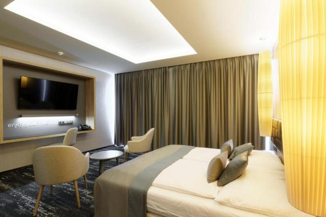 Hotel Hills (26)