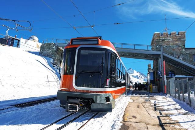 Železnice Gonergratbahn v Zermattu - vlakové zájezdy do Švýcars