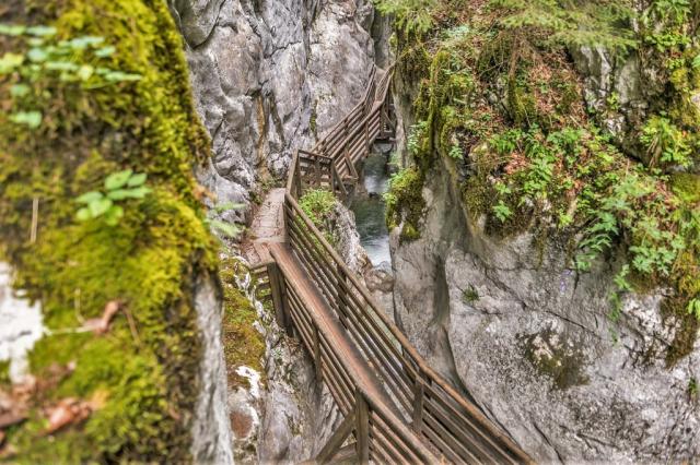 Soutěska Seisenbergklamm - poznávací zájezdy s turistikou do Ra