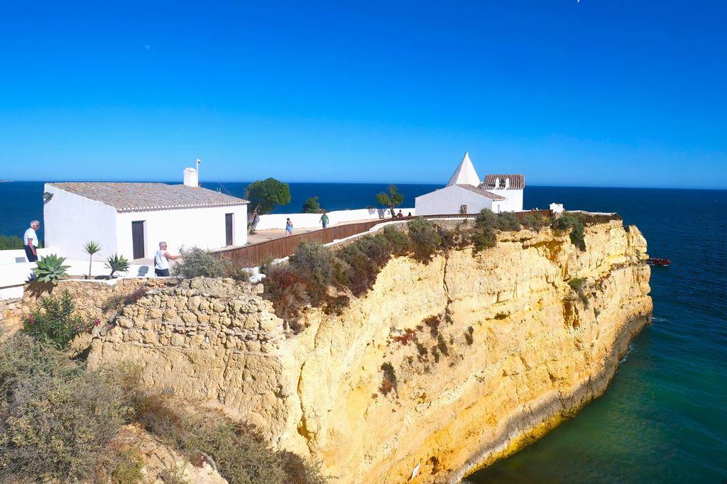 Putování podél útesů na Algarve