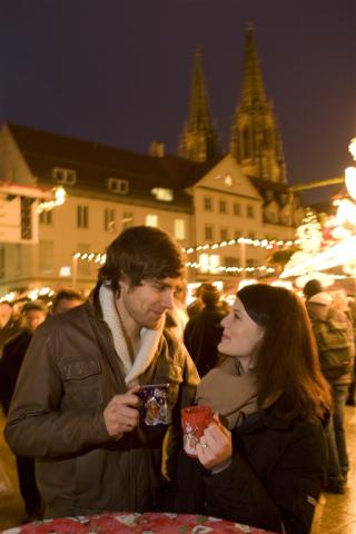 Neupfarrplatz Pár.jpg