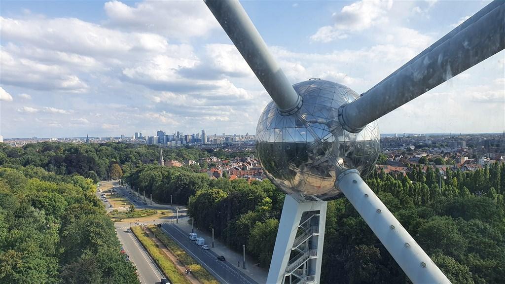 Belgie_Brusel_Atomium_2.jpg