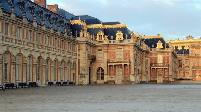 versailles-94571_1920.jpg