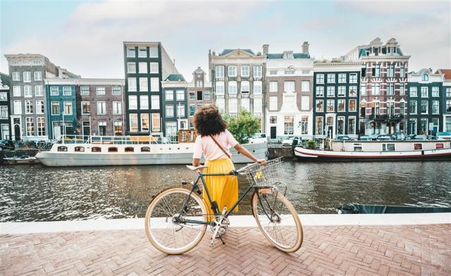shutterstock_2518712389.jpg
