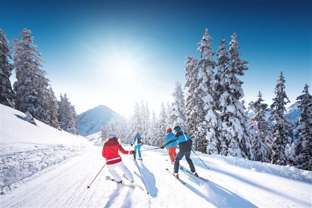 02_skiamademademyday_aufladen_dorfgastein.jpg