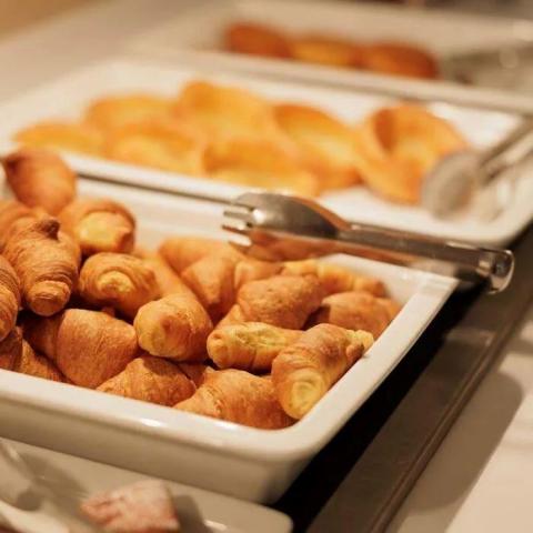 gallery-dine-buffet-4-700x700.jpg