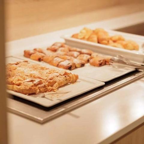 gallery-dine-buffet-5-700x700.jpg