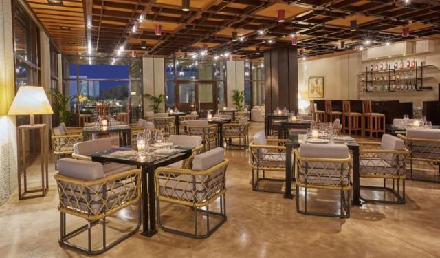 L'Onda italian restaurant2.jpg