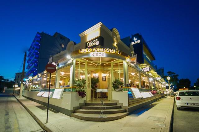 island-boutique-hotel1.jpg