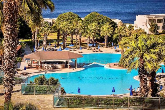 poolbar3.jpg