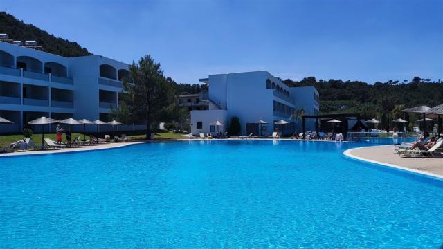 Evita resort.jpg