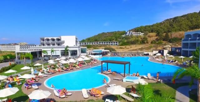 Evita resort2.jpg