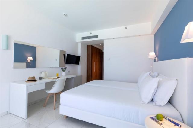 5-executive-room-min.jpg