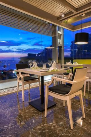 semiramis-restaurant-terrace-night.jpg
