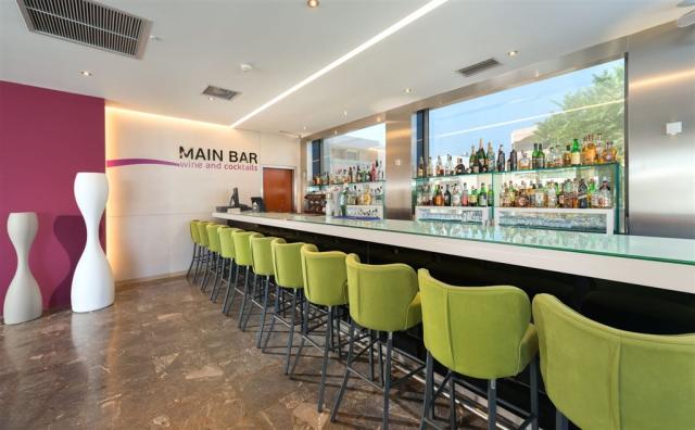 semiramis-main-bar.jpg