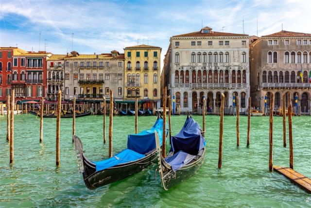shutterstock_24975963631.jpg