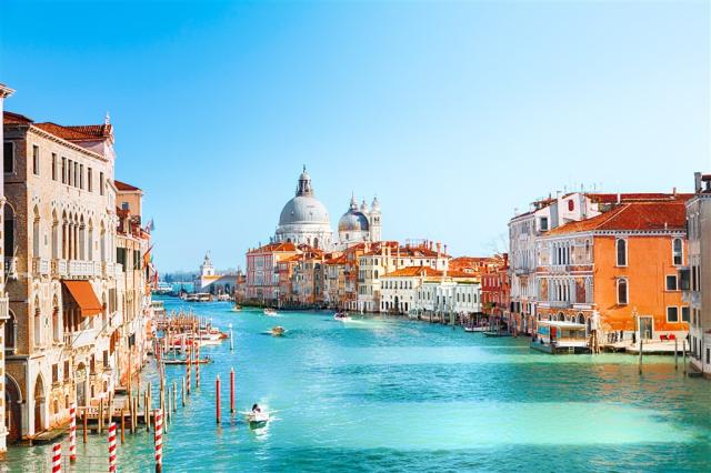 shutterstock_19267424661.jpg