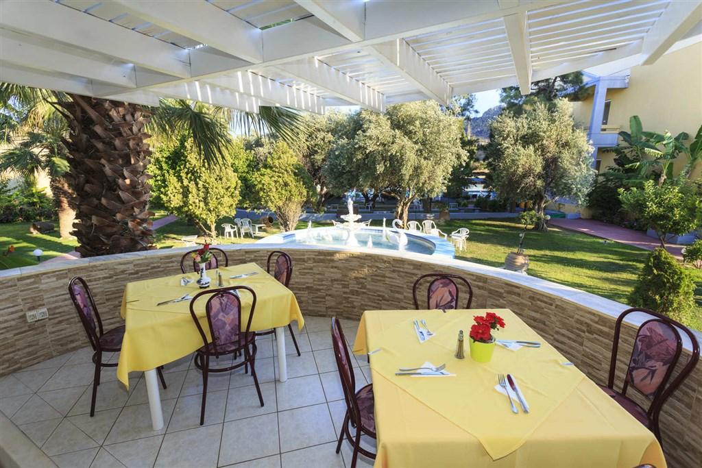 golden-odyssey-restaurant-11.jpg