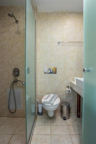 Double-Triple Annex Building Bathroom(1).jpg