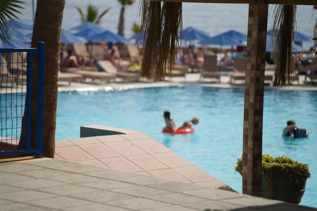 e589a-eribeach--21-.jpg