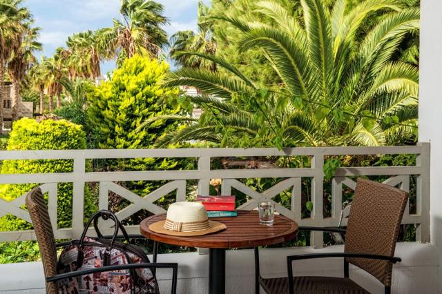 annabelle-beach-resort-standard-room-balcony.jpg