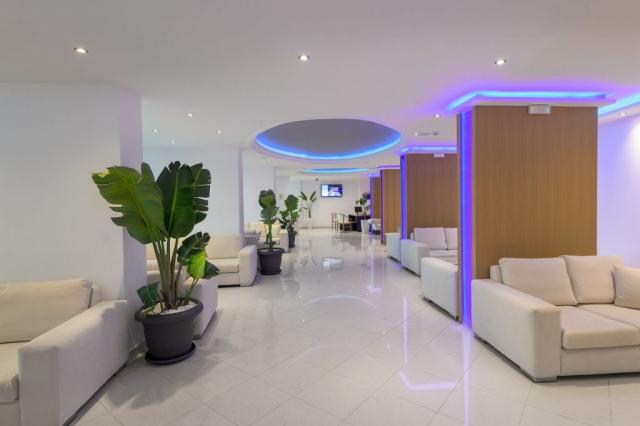 Lobby-1-1024x683.jpg