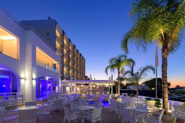 Exterior-3-1.jpg