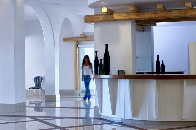 epsilon-hotel-apartments-enlarge (11).jpg