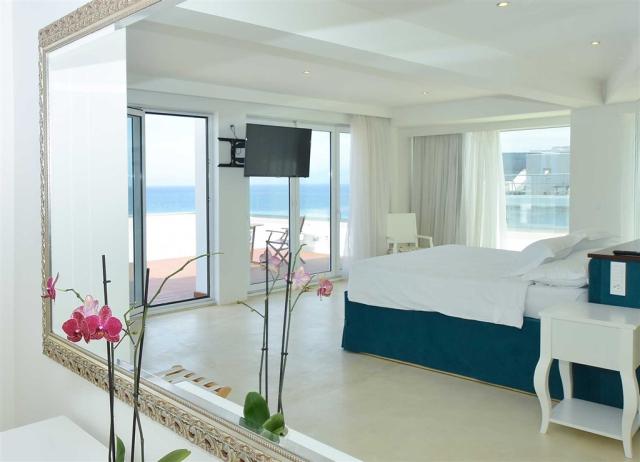 Penthouse-Suite-Rhodes2.jpg