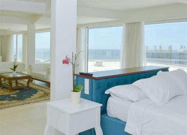 Penthouse-Suite-Rhodes12.jpg