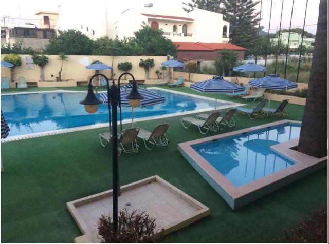 pool-overview-i.jpg